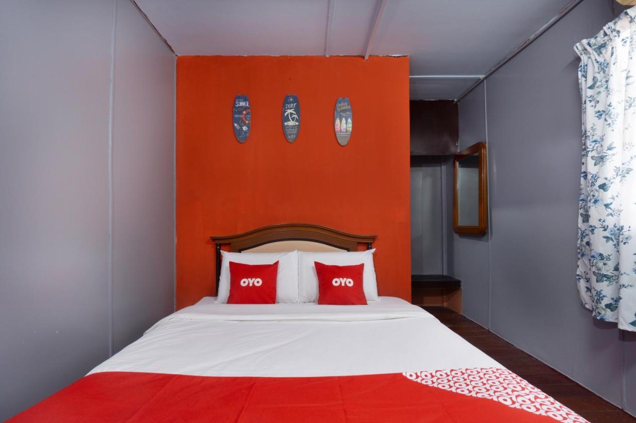 Oyo 89646 Panvill Resort Kampong Pasir Bogak Bagian luar foto